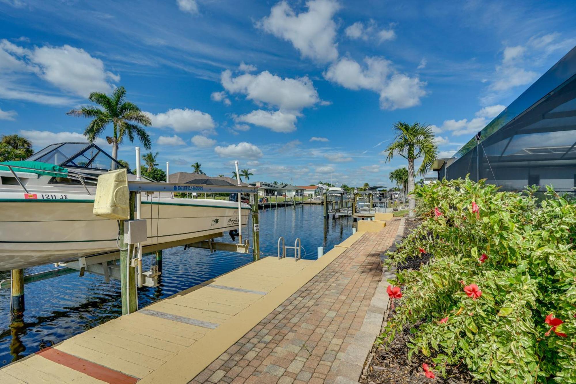 Beachy Cape Coral Home - Swim, Fish, Boat! Kültér fotó